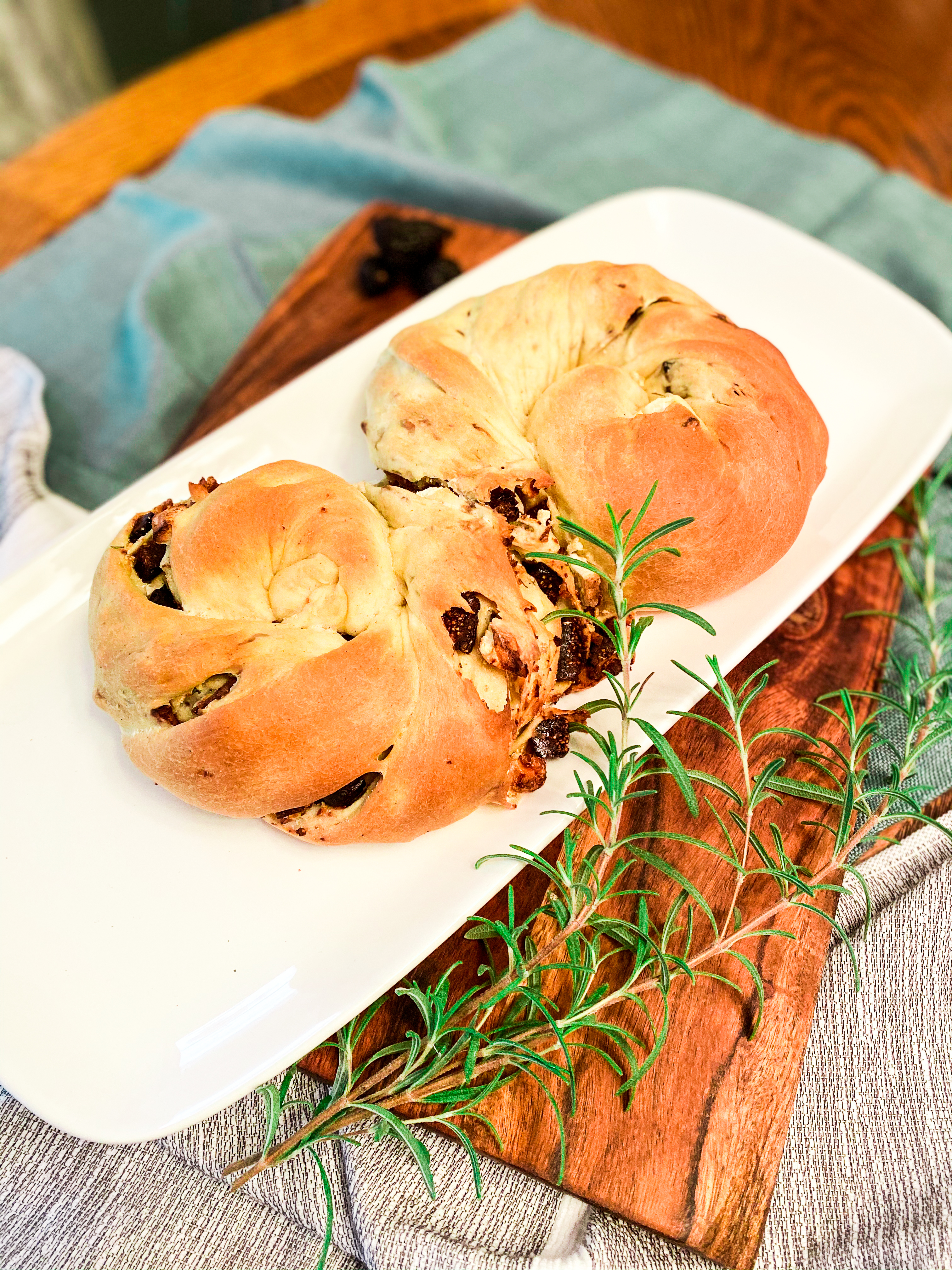 Fig Feta Bacon and Rosemary Bread