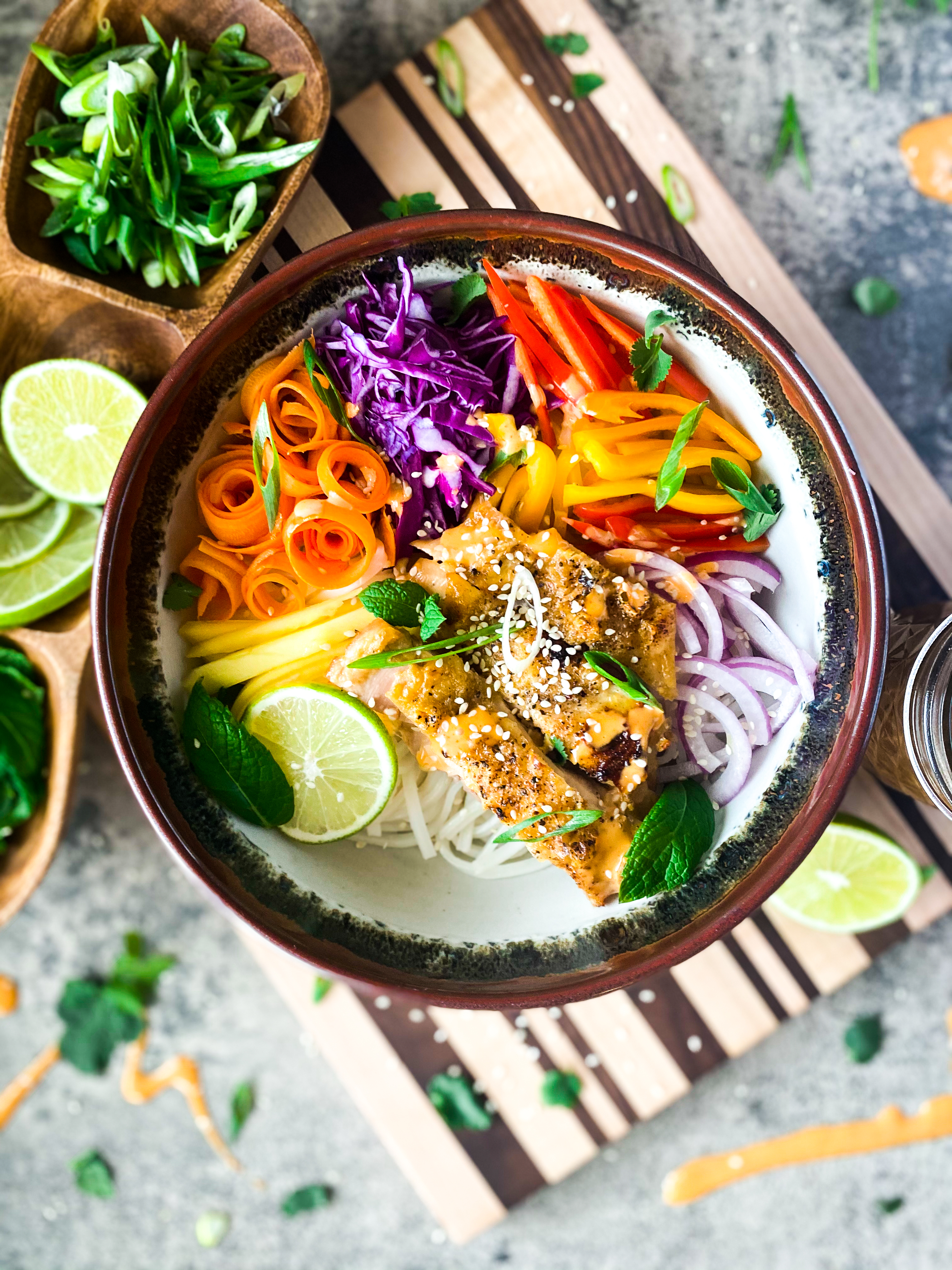 Spring Rolle Noodle Bowl With Crispy Chicken Thighs